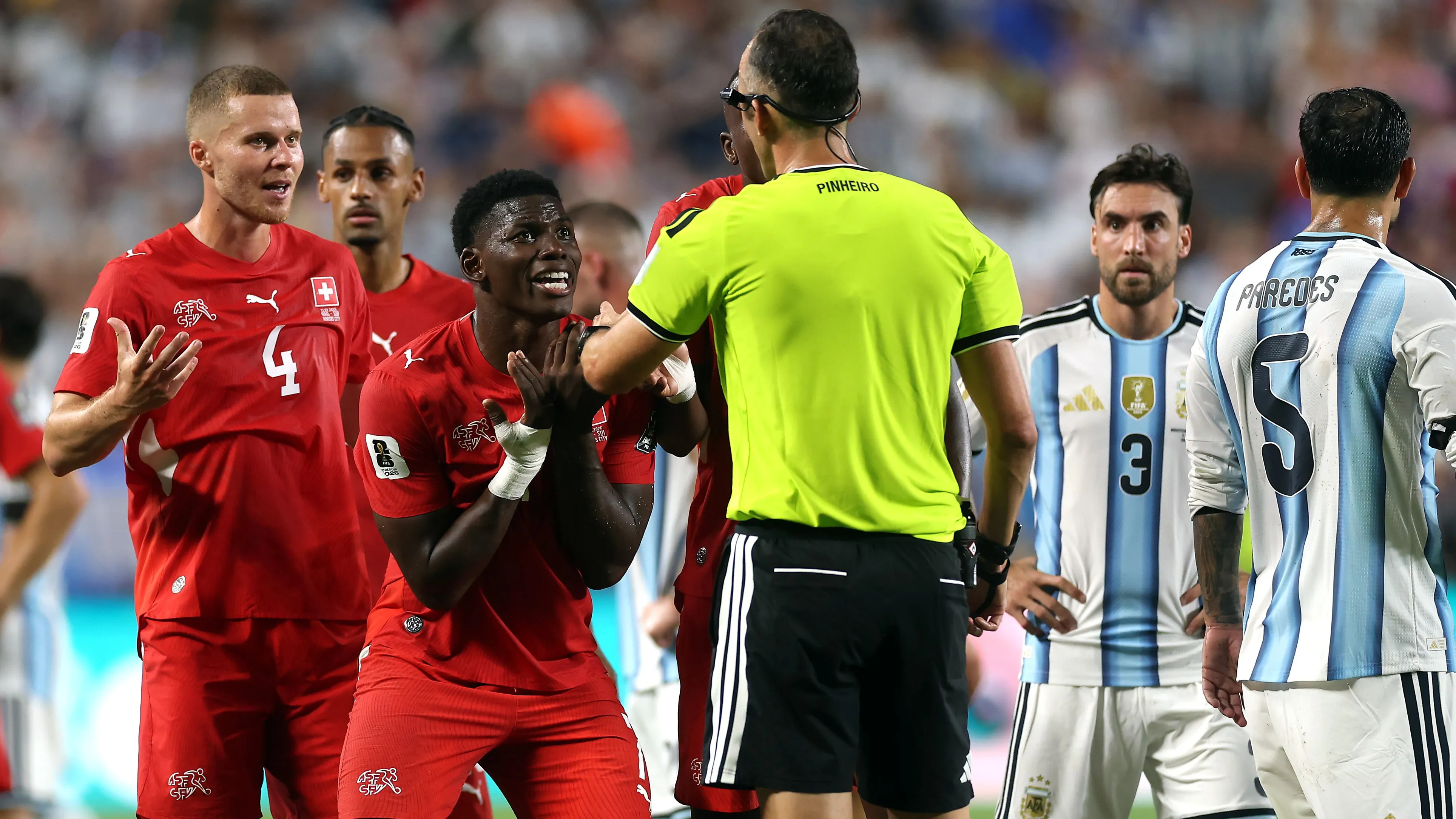 FIFA官方声明:恩博洛红牌是纠正误判,获IFAB认可