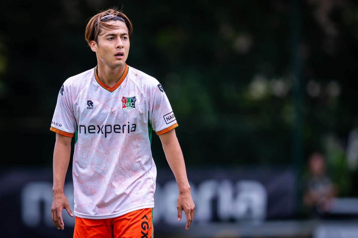 官方:NEC中场佐野航大加盟PSV,拒绝出战欧冠资格赛引发争议