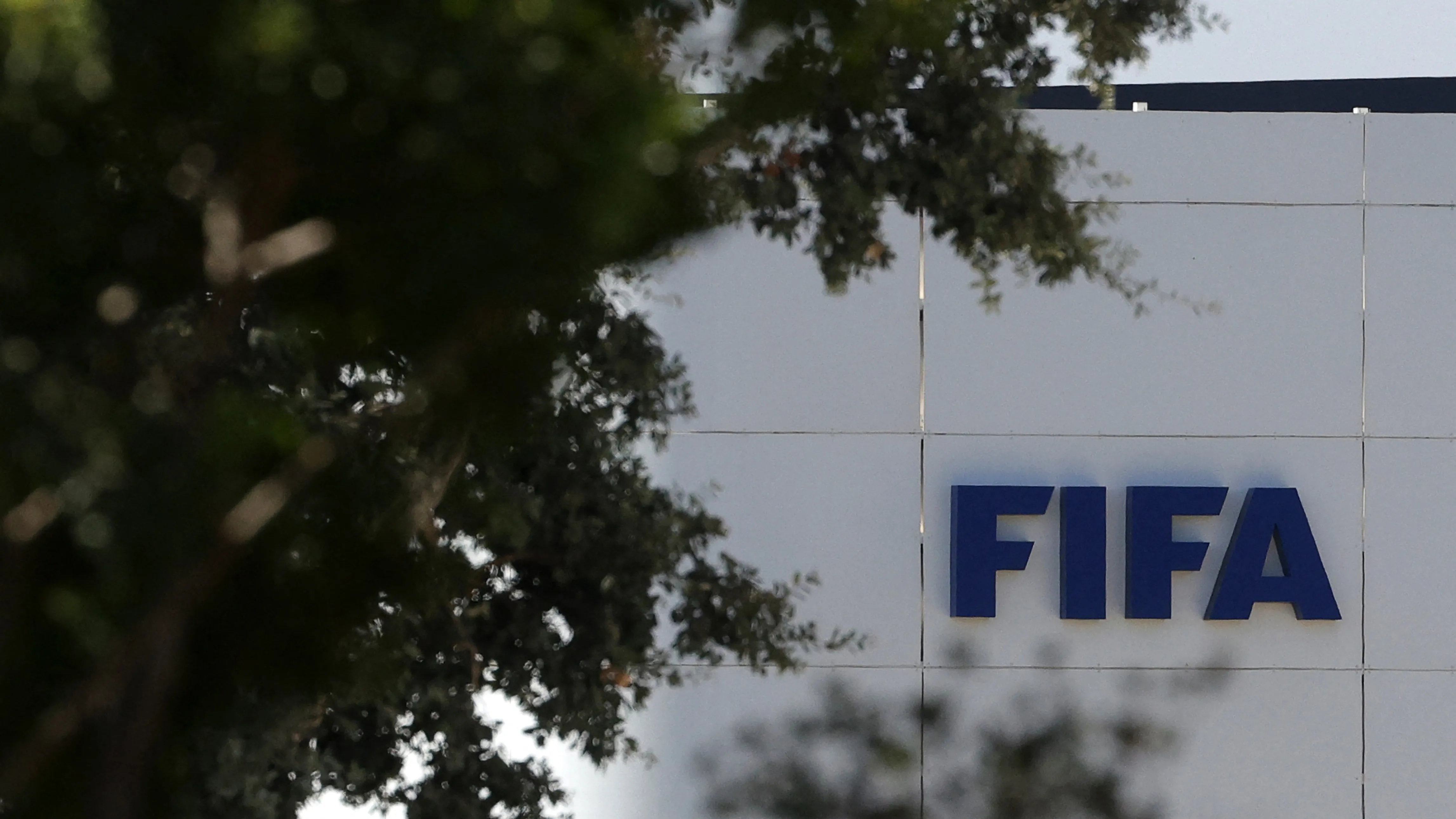 FIFA三号人物公开反对因凡蒂诺,法国人拉穆尔浮出水面