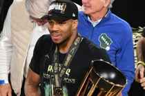 福克斯：历史证明只要能进NBA杯决赛 你就能夺得NBA总冠军