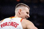 场均19.2分!Shams:波尔津吉斯因病将缺阵两周 并接受进一步评估