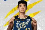 媒体人：杜锋真的很信任王洪泽 每场20分钟出场时间 真给机会