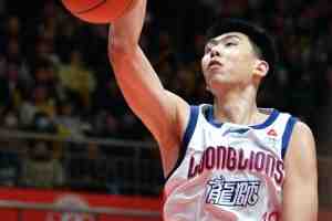 媒体人:徐昕是很有志气的小伙子 机会是自己挣的 不是别人给的