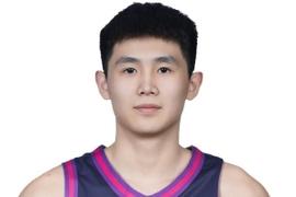 媒体人：李悦洲的身体还没有准备好打职业的 他需要时间增肌