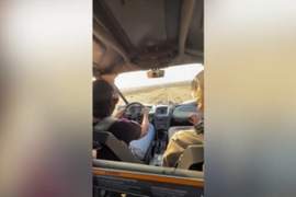 放松身心?亚马尔假期在迪拜驾驶越野车