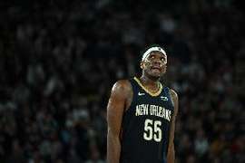 卢尼：会帮助奎因适应NBA的强度 他是天赋极高的球员