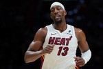 维金斯：阿德巴约和韦尔篮板球表现堪称统治级 场上存在感十足