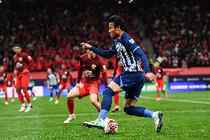 官方:武汉三镇外援朴志洙合同期满离队,效力两年半出场70次