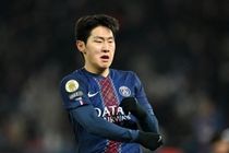 巴黎伤情公告：李刚仁单独训练，恩贾恩图未来几周无法出战