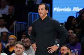 希罗替补！斯波：有段时间他所在的阵容打得不错 我们会继续改进