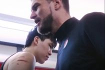 五连胜！斯普利特赛后更衣室满脸笑容 杨瀚森手臂抓伤清晰可见