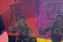 广西球迷赴赛场 为热爱为篮球 当然福利也得安排上?