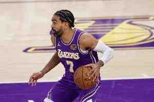 贡献太少！文森特半场4中1仅拿3分 正负值+10却全队最高