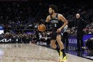 张佳玮:坎宁安依然是截至此刻的东部MVP 活塞东部第1仍处境尴尬