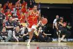 毫无状态！巴里·布朗半场7中1仅拿3分1板1助 正负值-18