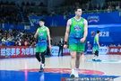 谁投谁进！天津半场多点开花 首发五虎中4人得分上双！