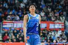 还不太够！邹阳首发33分钟 9中5&三分5中1拿到13分3板