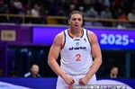 双双发力冲决赛！洛夫顿11中6砍21分7板4助2断 弗格9中5拿20分3助