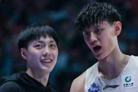 曾凡博：坦然面对网上言论 但像我和胡明轩还是会受到一点点影响