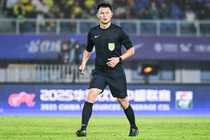 直播吧：上赛季中超金哨李海新、银哨唐顺齐将携手执法超级杯