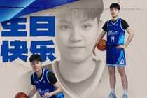 祝李彤21岁生日快乐！二年级啦 健康涨球！??