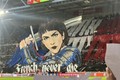 帅！里尔球迷赛前展示圣女贞德TIFO：法兰西永不死