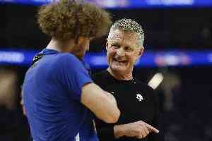 湾区记者:波杰姆希望今夏续约合同薪资要超过穆迪的3年3900万