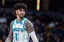 传射俱佳！拉梅洛·鲍尔22中11砍下30分6板13助 正负值+32最高