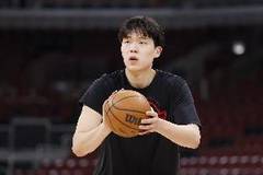 小杨空位不投？媒体人：在NBA教练有理由换下你 必须继续强化投篮