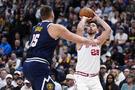 23岁248天！申京成单场砍35+10+5&0失误历史第3年轻中锋 仅次鲨约