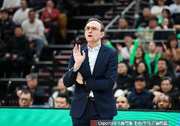 乌戈:我试着让所有球员上场 让新外援莱迪上场并和队友进行适应