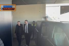 六台：拉菲尼亚已经回到巴塞罗那，将继续进行康复