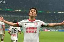 热议蓉城2-1国安：韦世豪主角 国安真实定位是球市非常好的中游队