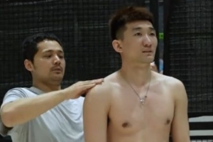 期待早日回归！孙铭徽晒康复训练视频：今天是拳击小子?