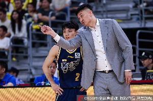 媒体人:广东主要受累于自己的打法 打最简单的进攻 跑最多的回合