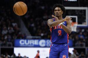 比克斯塔夫:奥萨尔是最佳防守者之一 有时防得太好会被吹犯规